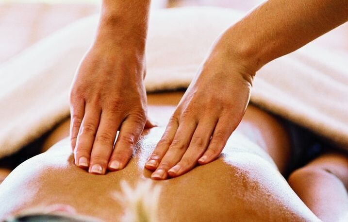 massage pour l'ostéochondrose cervicale